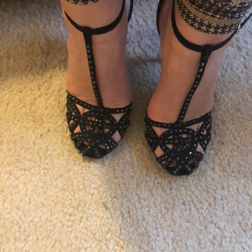 Nine West crystal sandal size 8m